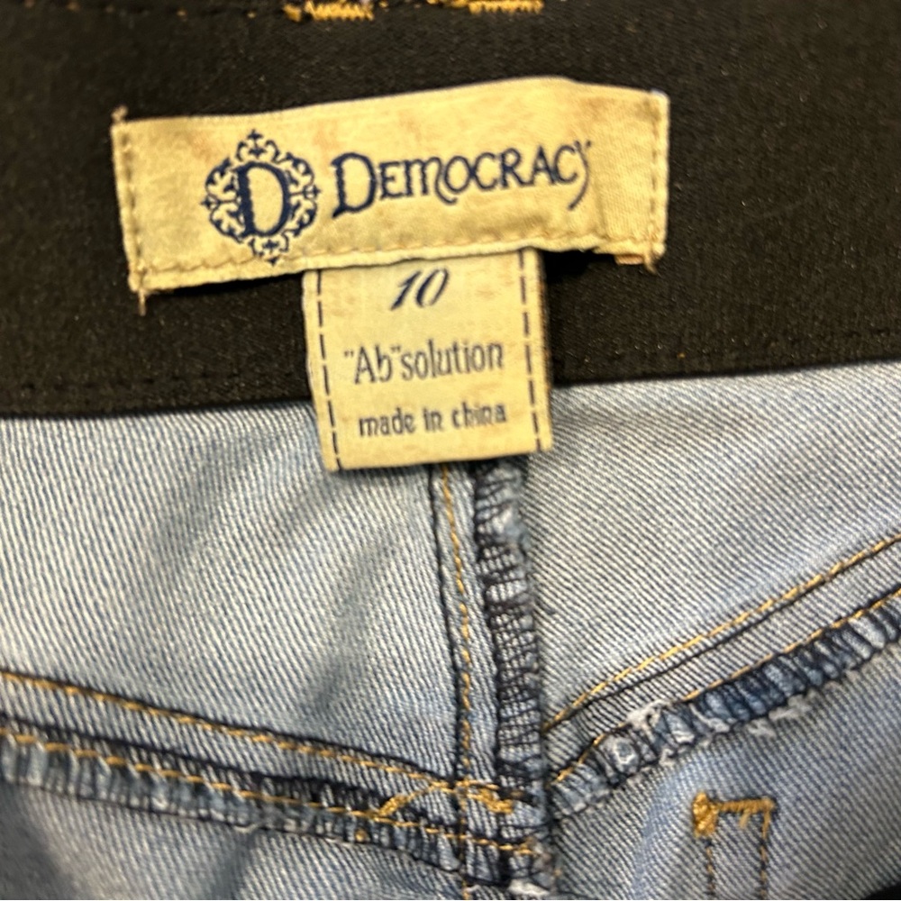 Democracy Jeans Womens Sz 10 Ab Solution Cropped Mid Rise Blue Medium Wash Denim - Picture 4 of 5